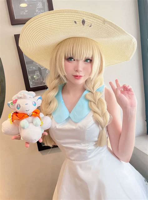 pokemon lillie naked|Pokemon Lillie Cosplay Porn Videos 